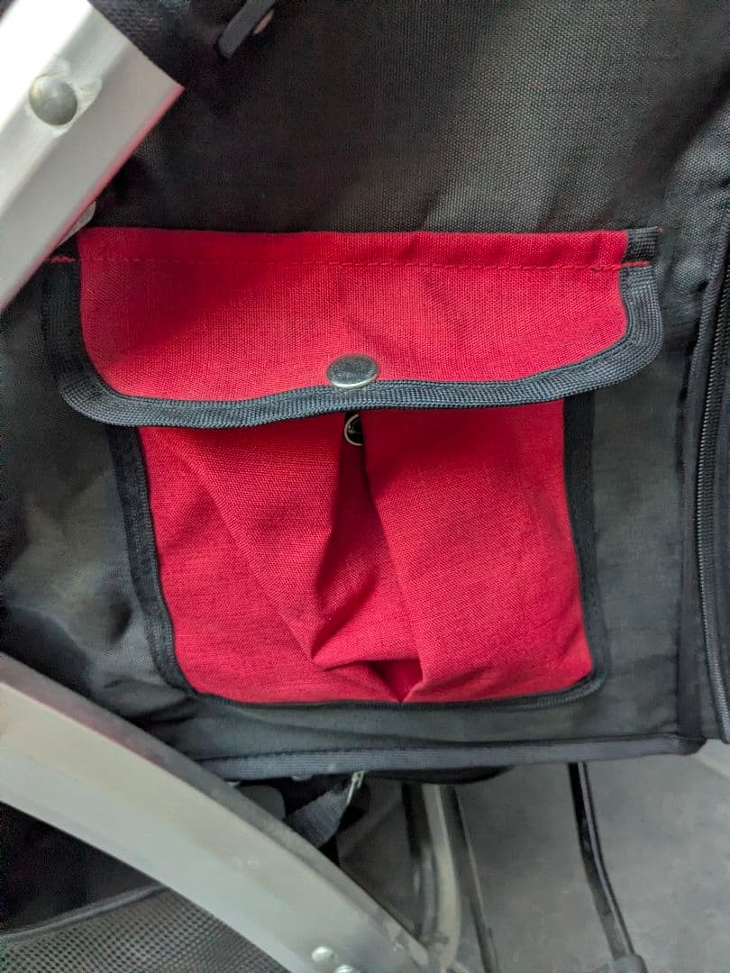 ペットカート　赤と黒