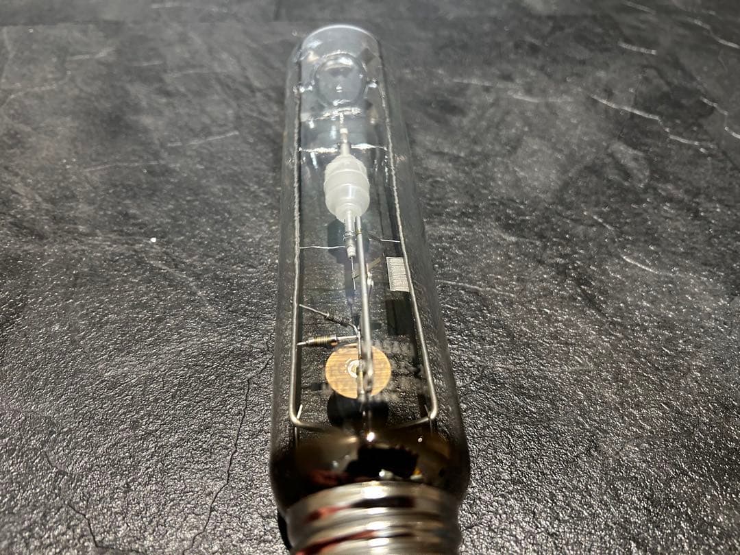 岩崎電気　HIDランプ MT220CELS-W/BH 220ワット　3本セット