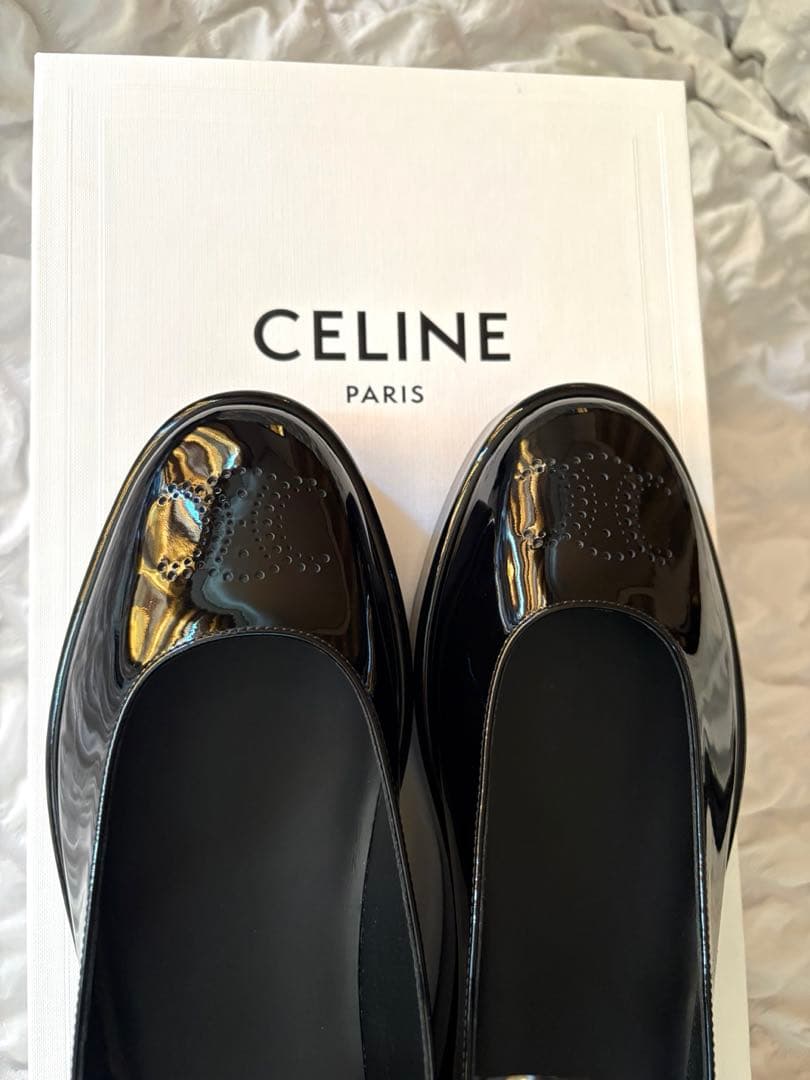 CELINE エナメルストラップシューズ