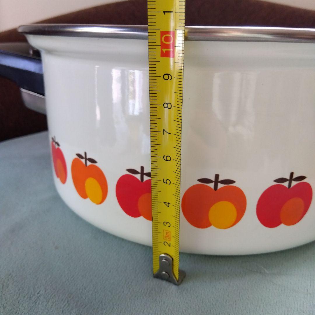 昭和レトロ　ホーロー両手鍋　りんご