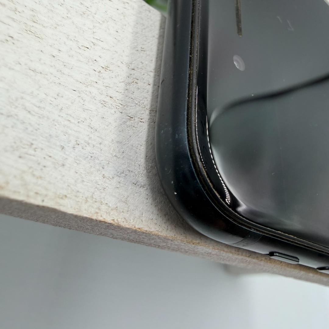 iPhone SE第3世代 64GB ミッドナイト 422