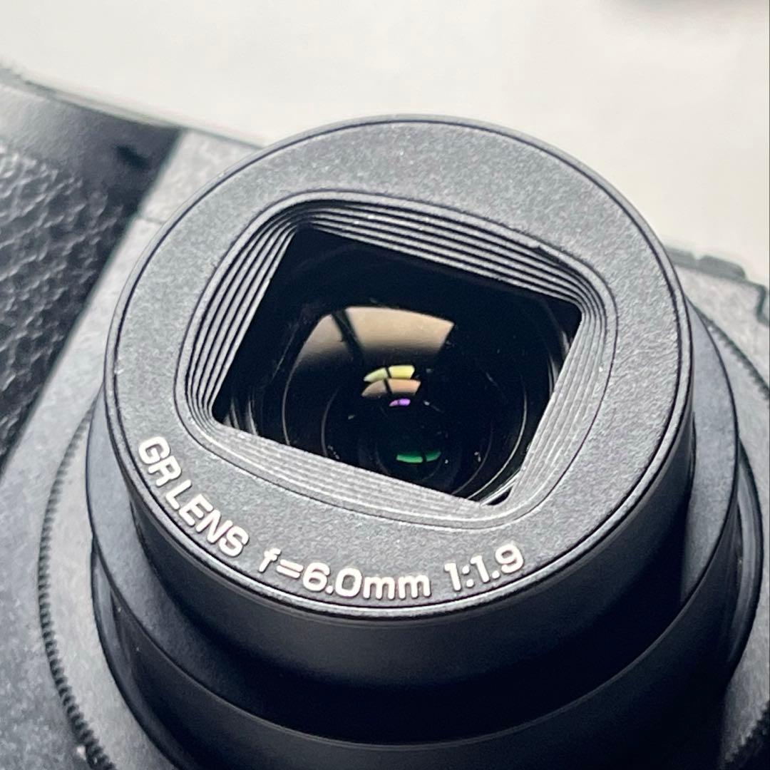 RICOH GR DIGITAL IIIコンパクトカメラ ブラック