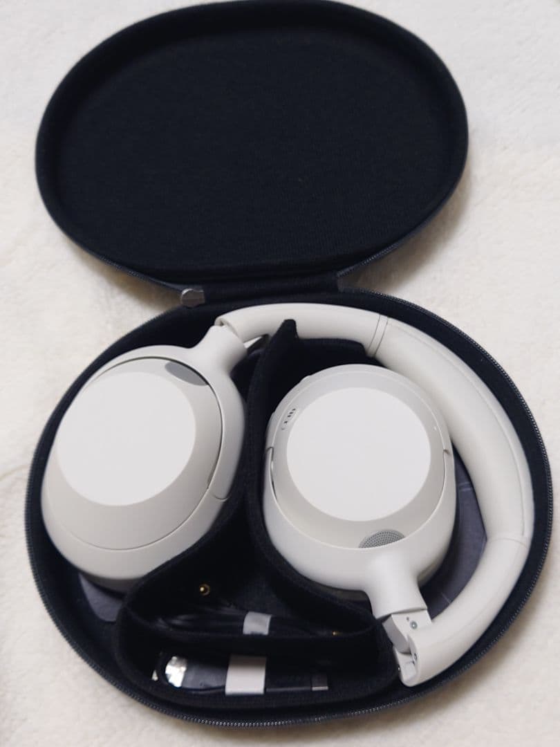 SONY WH-ULT900N WC オフホワイト ワイヤレスヘッドホン