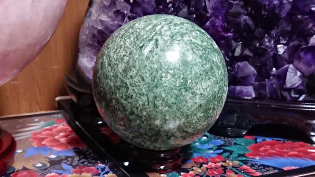 中国翡翠 チャイナジェード 災害から持ち主を守る、人生の成功と繁栄をもたらす石