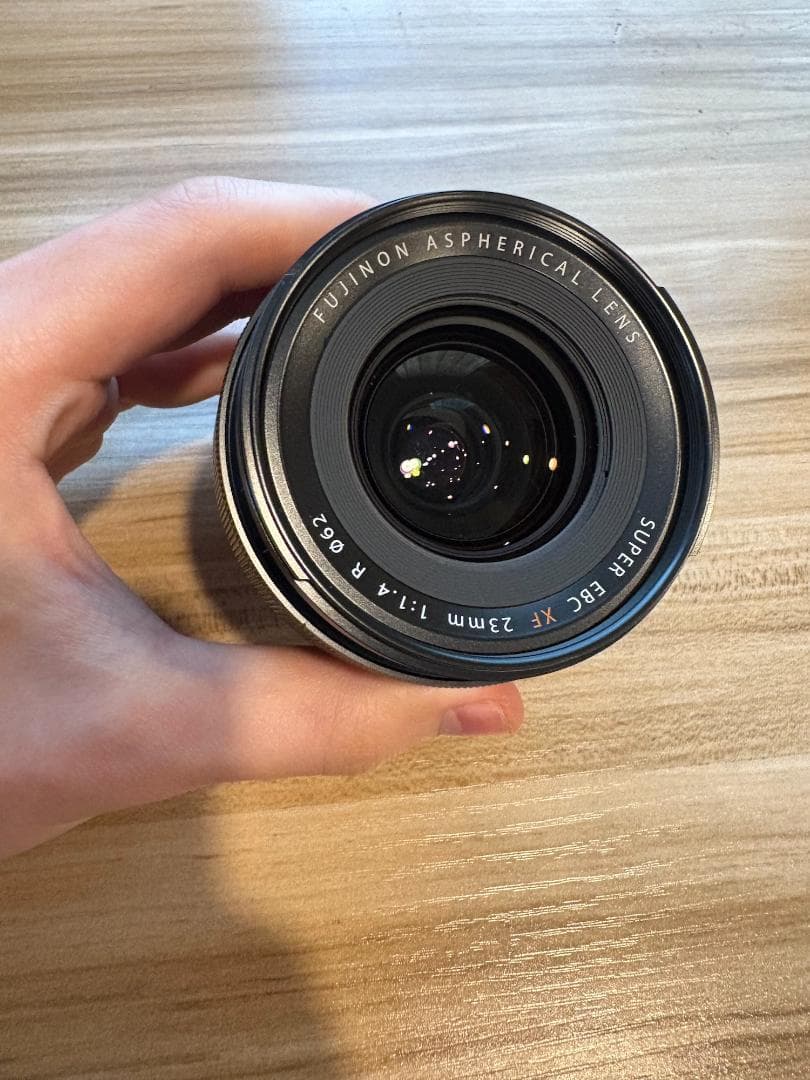 Fujinon 23mm F1.4 単焦点レンズ（純正メタルフード付き）