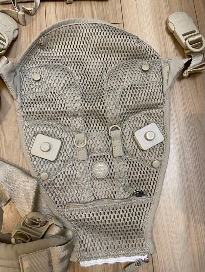 美品✨エアバギー コンフォモデル抱っこ紐 Airbuggy 子供用品 ベビー