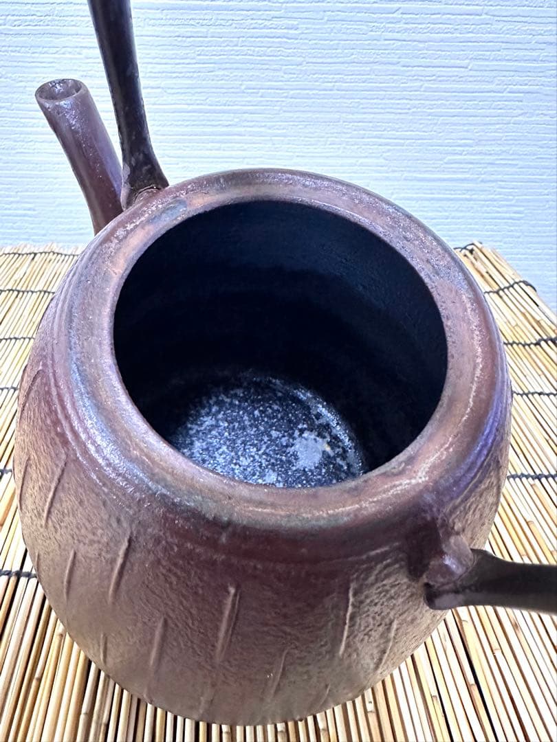 ほぼ未使用品　南部鉄瓶作家 及川 恒作 １５型雨地文 南部鉄瓶 南部鉄器　鉄瓶
