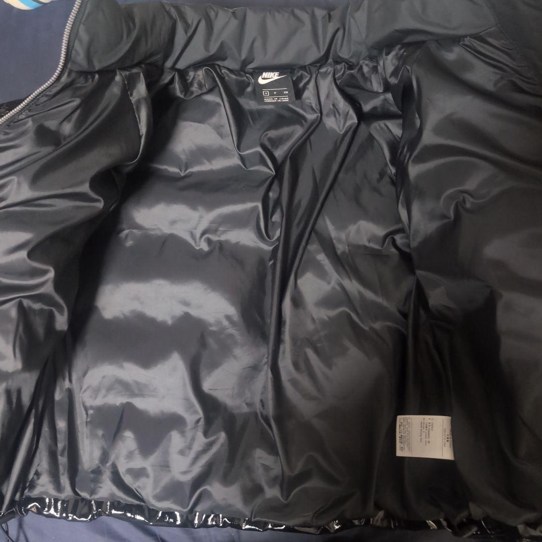 Nike ブラック ダウンジャケット