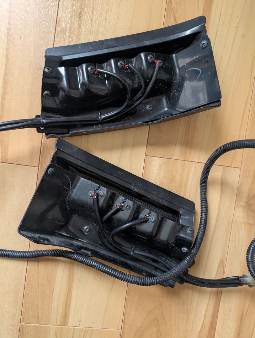 ハイエースモデリスタLEDデイライト