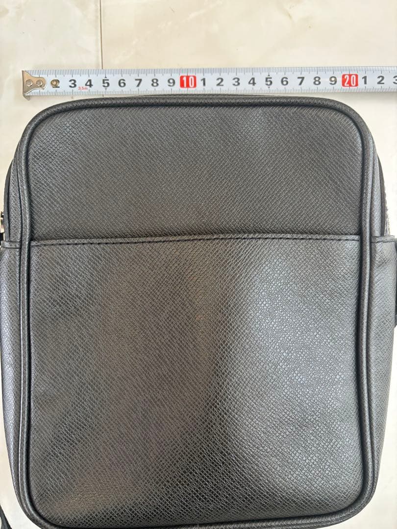 LOUIS VUITTON MENSショルダーバック