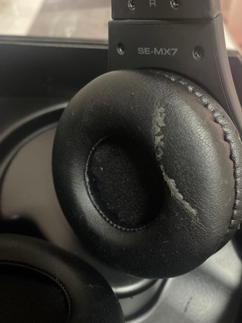 レア商品☆伊藤千晃サイン入りヘッドフォン☆