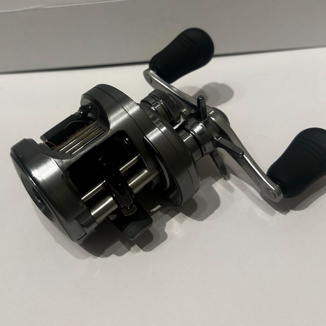 【シマノ 20 カルカッタコンクエスト】