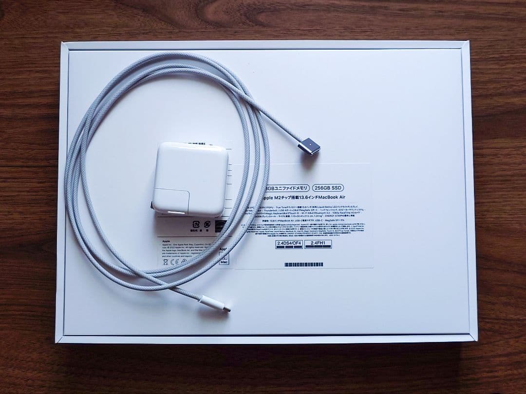 c*！様 MacBookAir m2 スペースグレー 本体