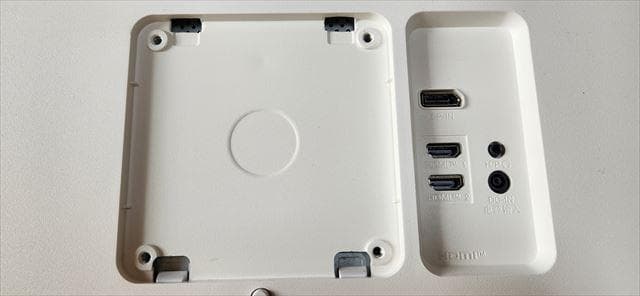 LG_4K_31.5インチ_モニタ_スピーカ付_32UN500-W_00904