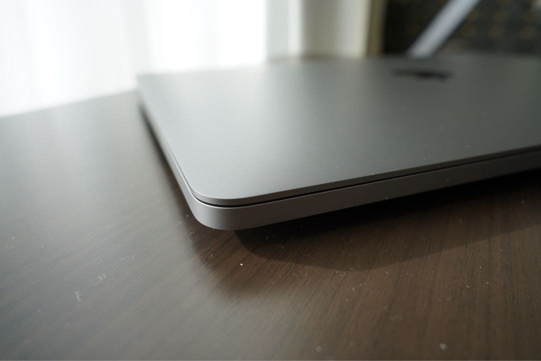 Zyn　Apple MacBook Pro 2020 13インチ