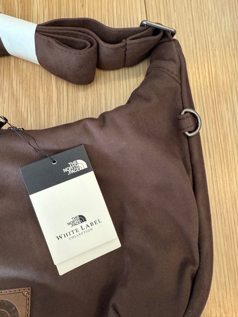 【韓国限定】ザノースフェイス　ショルダーバッグ ブラウン スウェード　SD