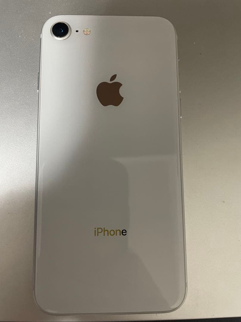 Apple iPhone 8 ホワイト 本体