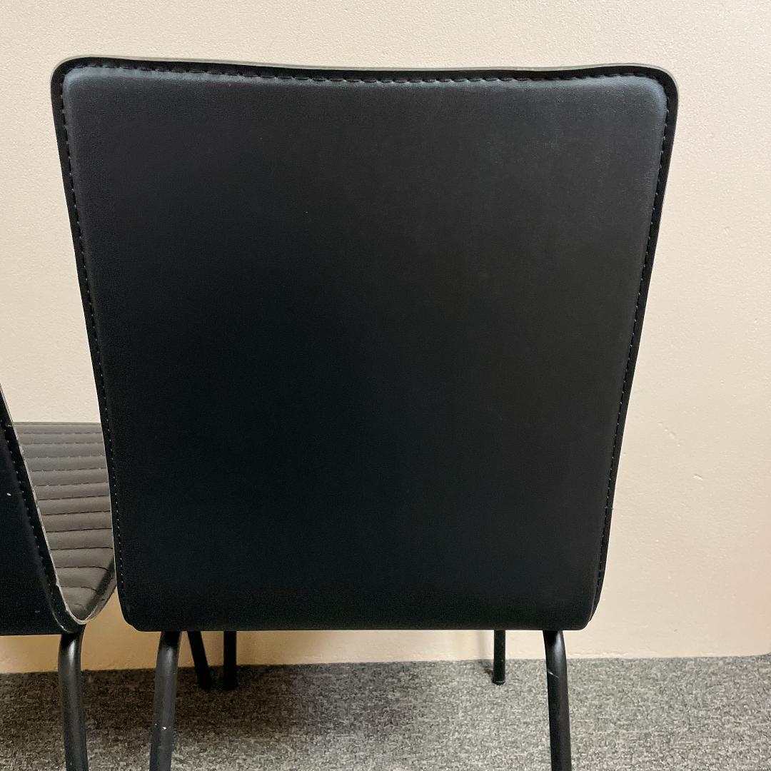 希少　ニトリ ダイニングチェア クーボ　ブラック　合成皮革