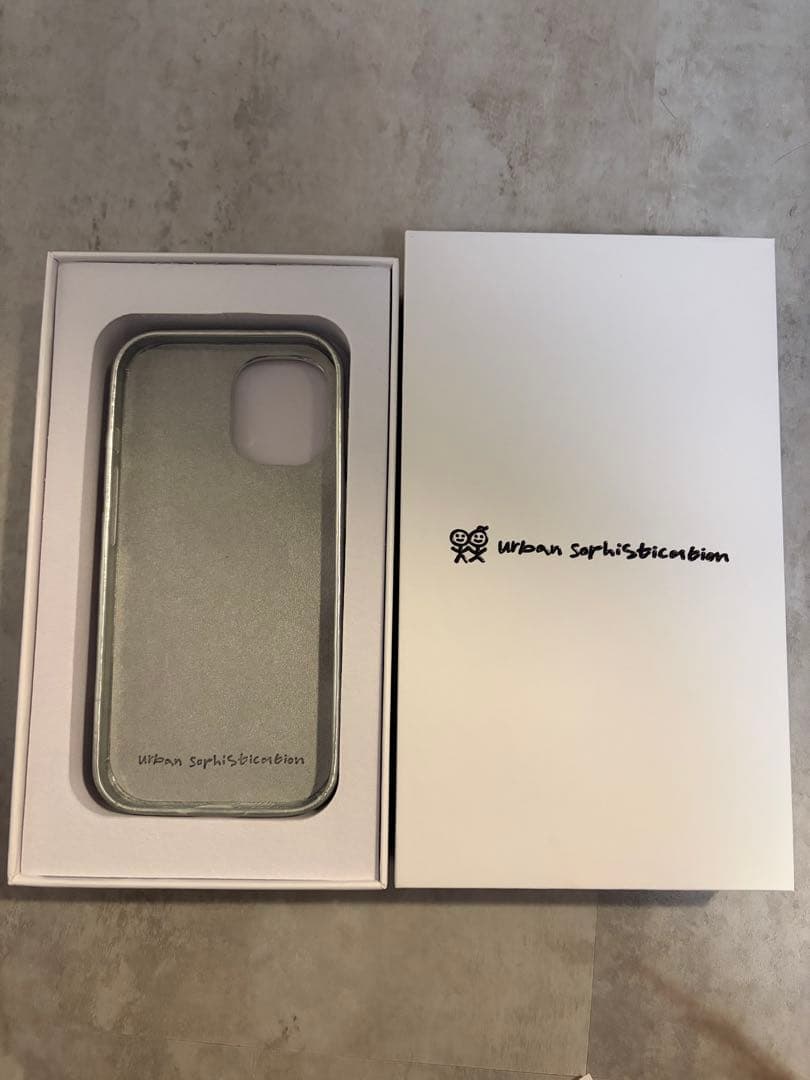 iPhoneアクセサリー Urban Sophistication/iPhone17 mirror