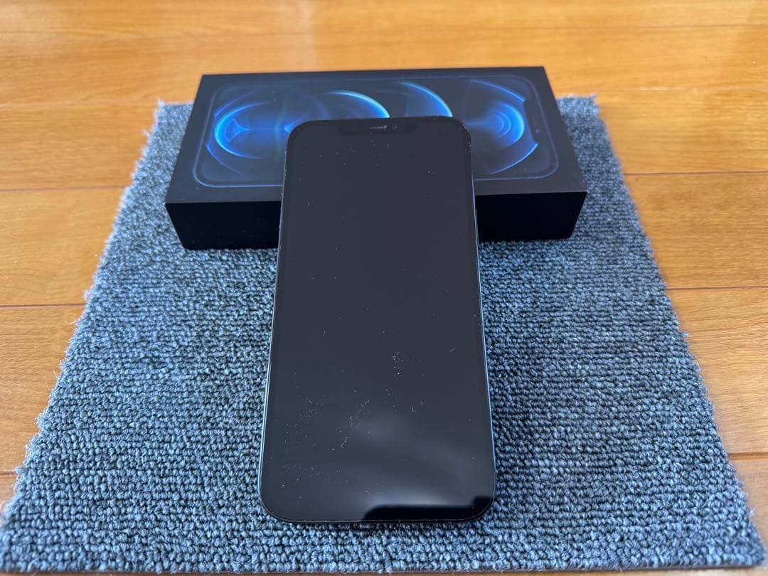 Apple iPhone 12 Pro 本体　256GB