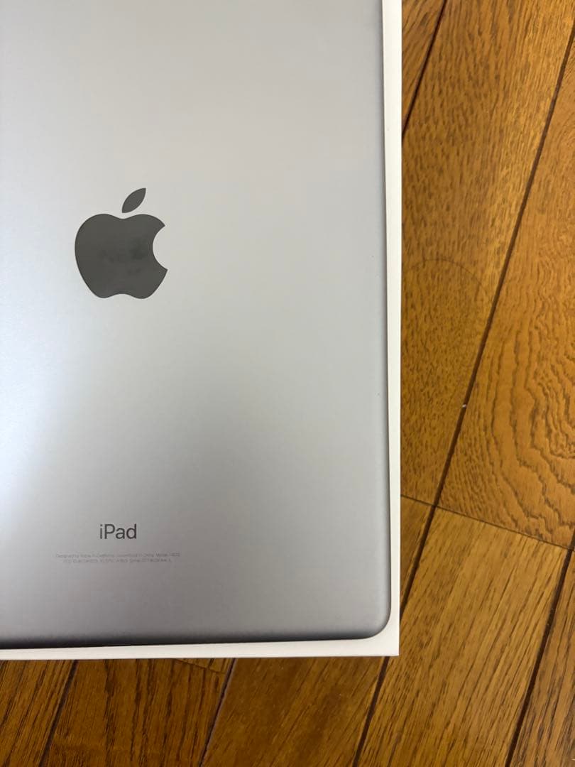 Apple iPad (第5世代) 128GB SIMフリーバテッリ容量94%