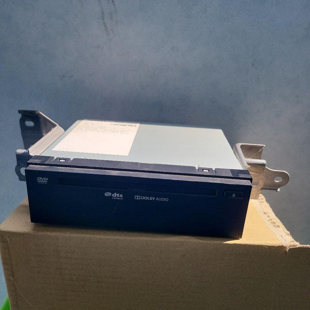 TOYOTA DVDプレーヤー 82270-K0010