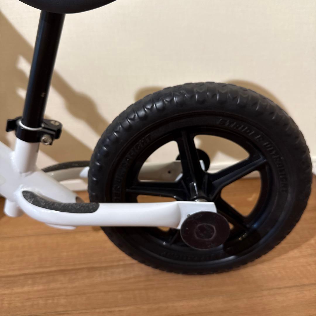 STRIDER バランスバイク 限定色 ST-J4 ホワイト