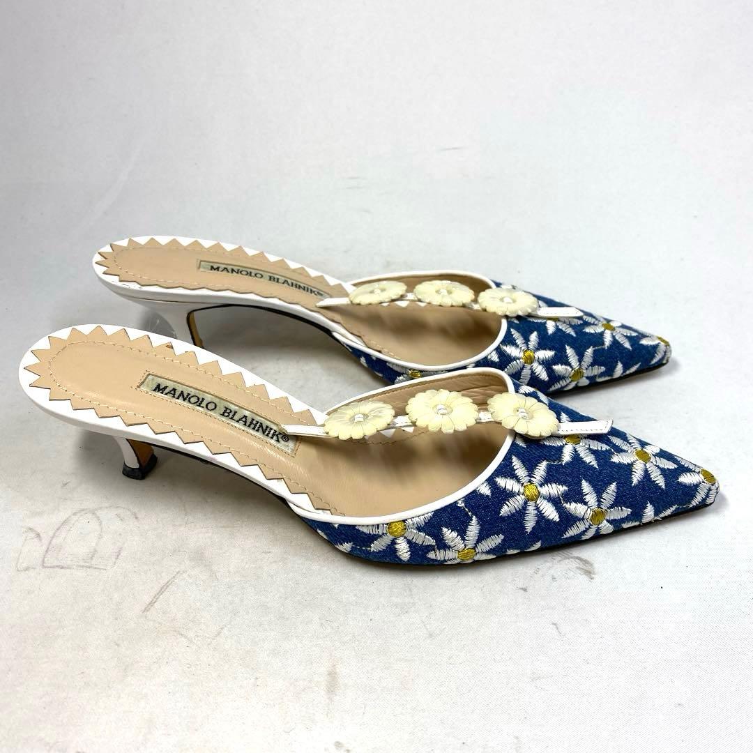 マノロブラニク　花柄　ミュール　サイズ表記「37 1/2」23.5センチ程度