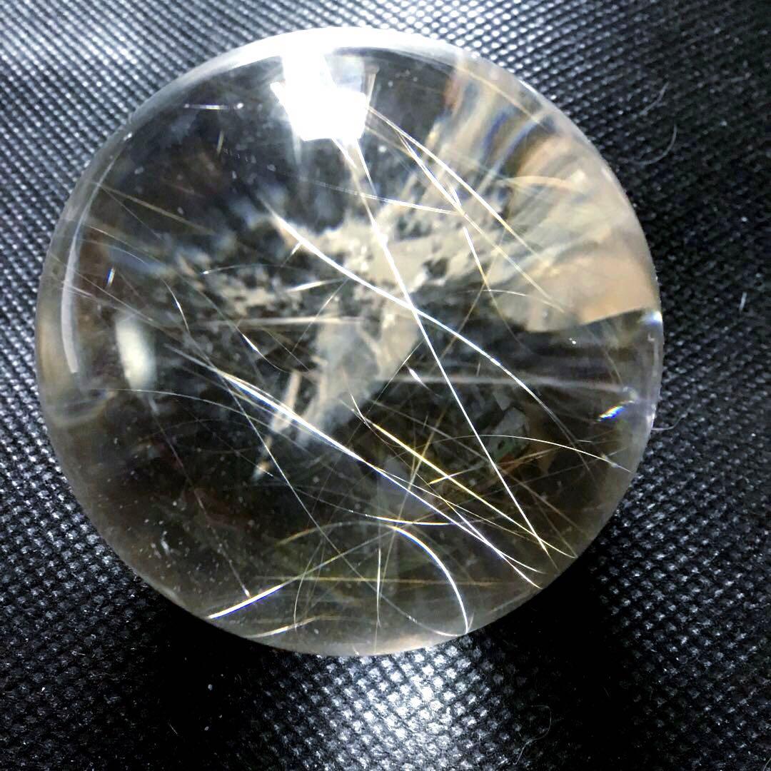 1点物　シルバールチルクォーツ水晶丸玉　ブラジル産天然石　置物　パワーストーン