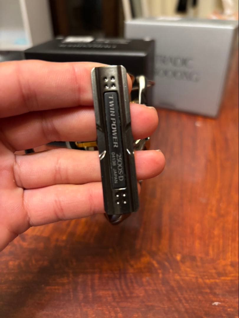 SHIMANO TWIN POWER 2500OS スピニングリール