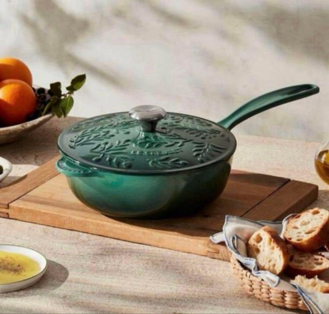 ルクルーゼLE CREUSETソーシエオリーブブランチレリーフ☆アーティチョーク