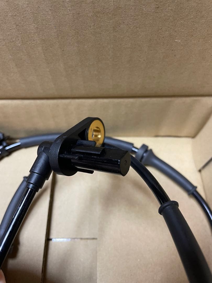 日産 E26 ABSセンサー フロント 新品47910- 3XA0A NV350