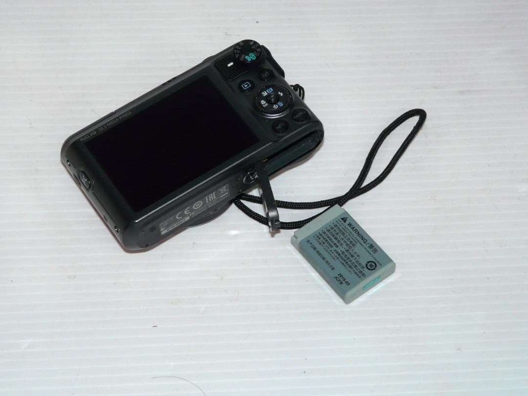 ほぼ新品です！Canon SX720 HS WiFi コンパクトデジタルカメラ