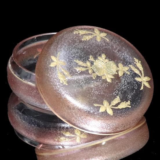 オールド・バカラ 1900年頃 盛り上げ金彩 蓋物 地模様 小物入れ ケース