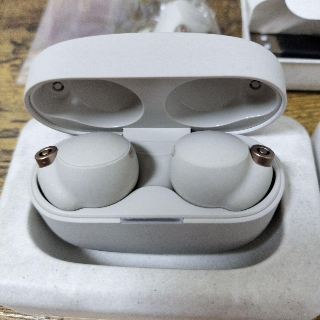 WF-1000XM4 SONY ワイヤレスノイズキャンセリング プラチナシルバー