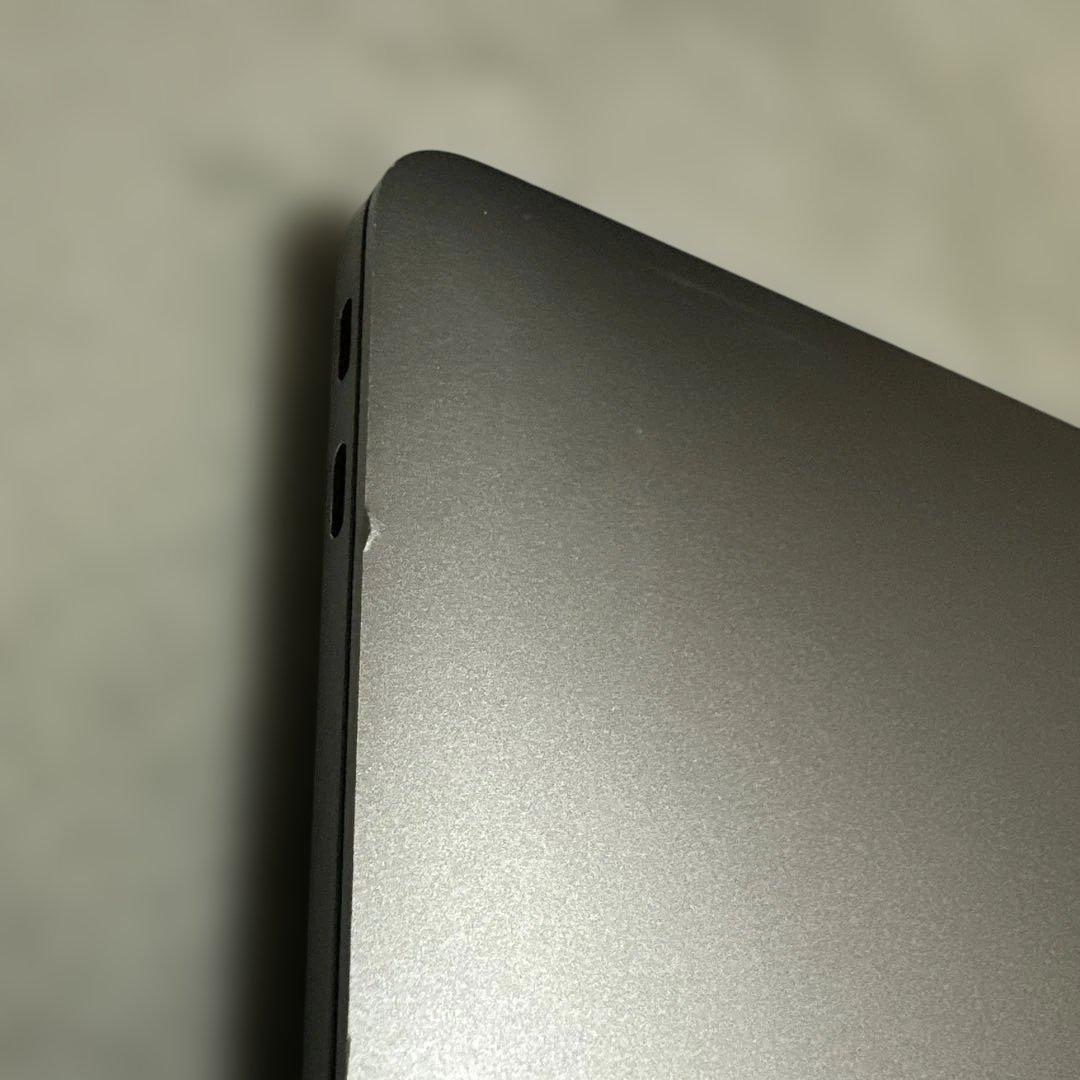 Apple MacBook Air 13インチ2019