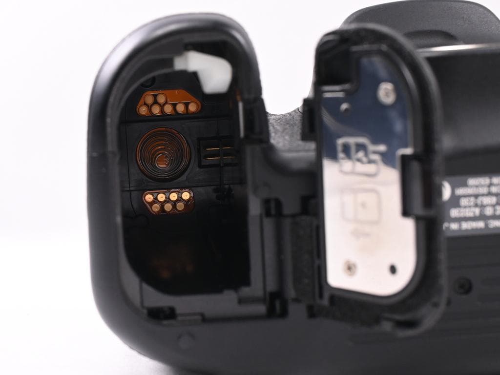 【美品】 キヤノン Canon EOS 80D ボディ 《ショット数2707》