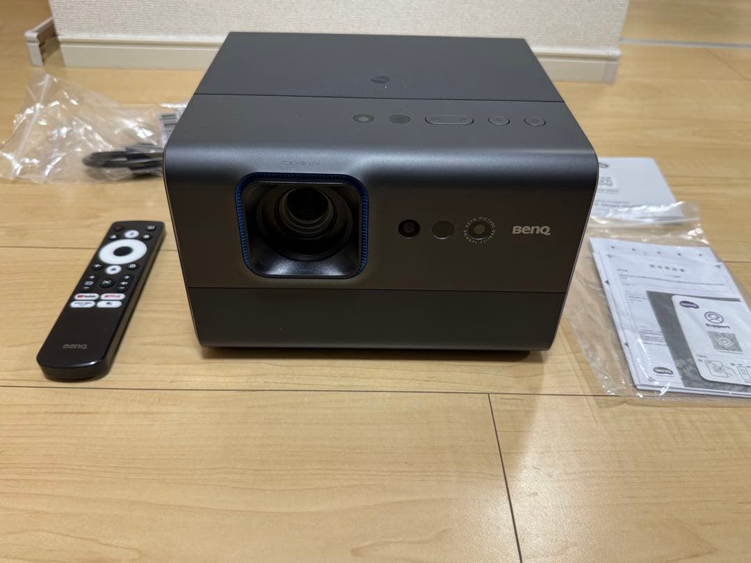 BenQ ベンキュー GP520 4K ホームプロジェクター