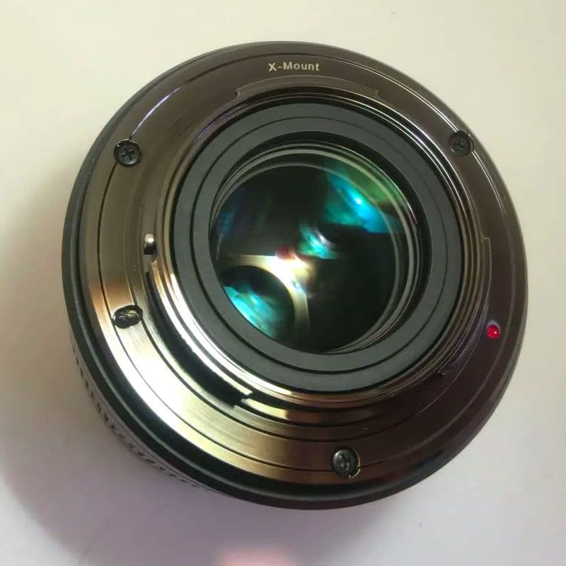 7artisan 35mm f0.95 xマウント 魅力的なボケ