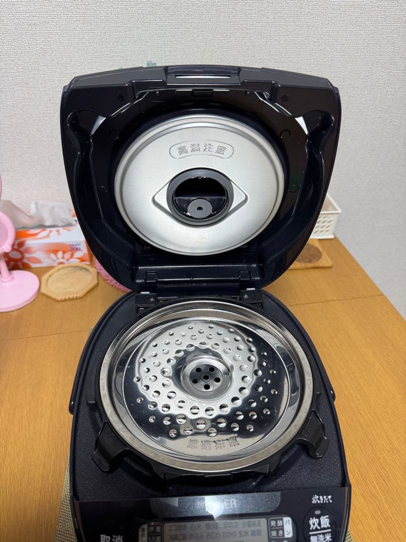 超美品　TIGER IH 炊飯器 JPW-10BK 2023年製