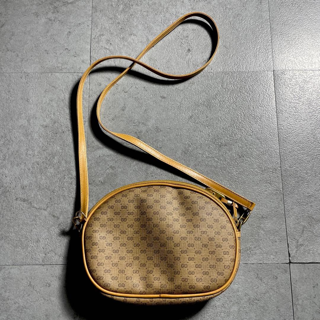 超希少✨️ OLD GUCCI ショルダーバッグ GG柄 ロゴ装飾 PVC