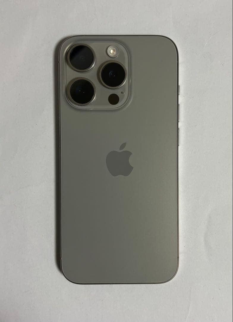 【週末特価】Apple iPhone15Pro ナチュラルチタニウム 本体