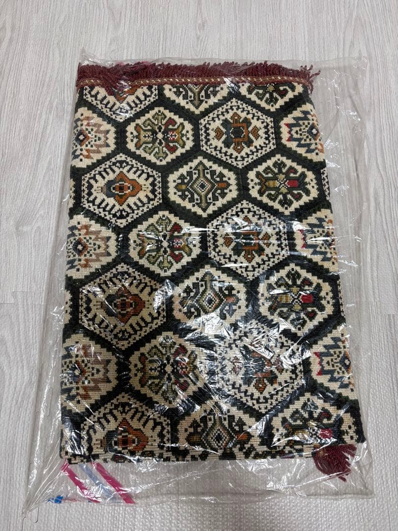 ヴィンテージ　絨毯　ラグ　レトロ