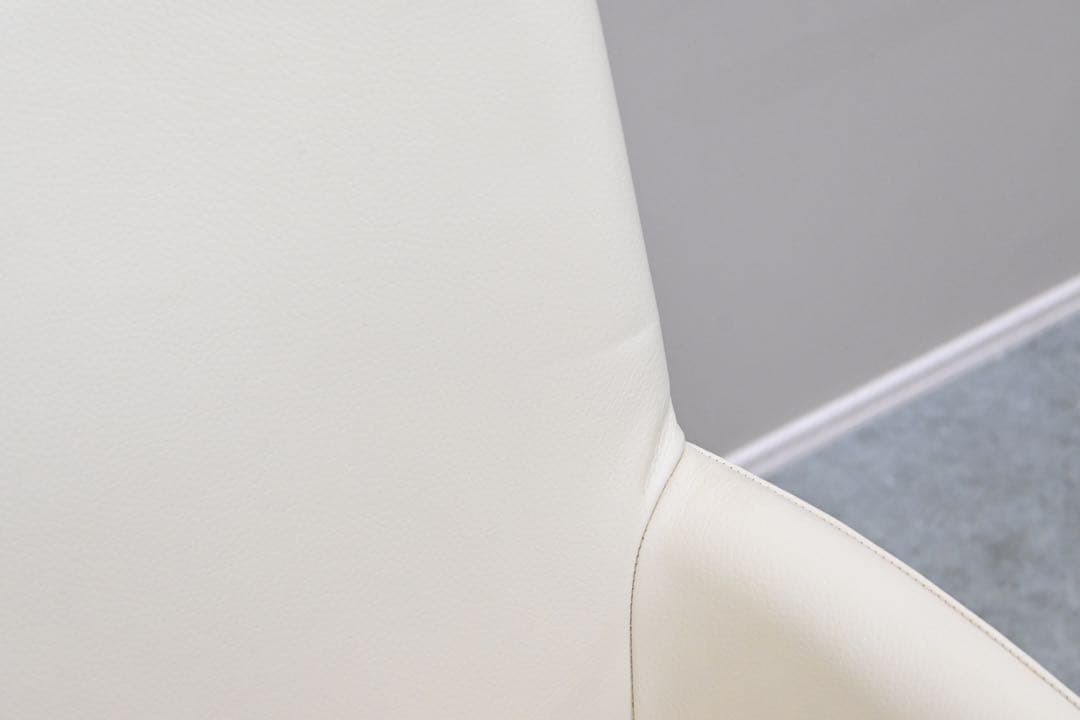 【展示極美品】 cassina カッシーナ LINE アームチェア 2脚セット