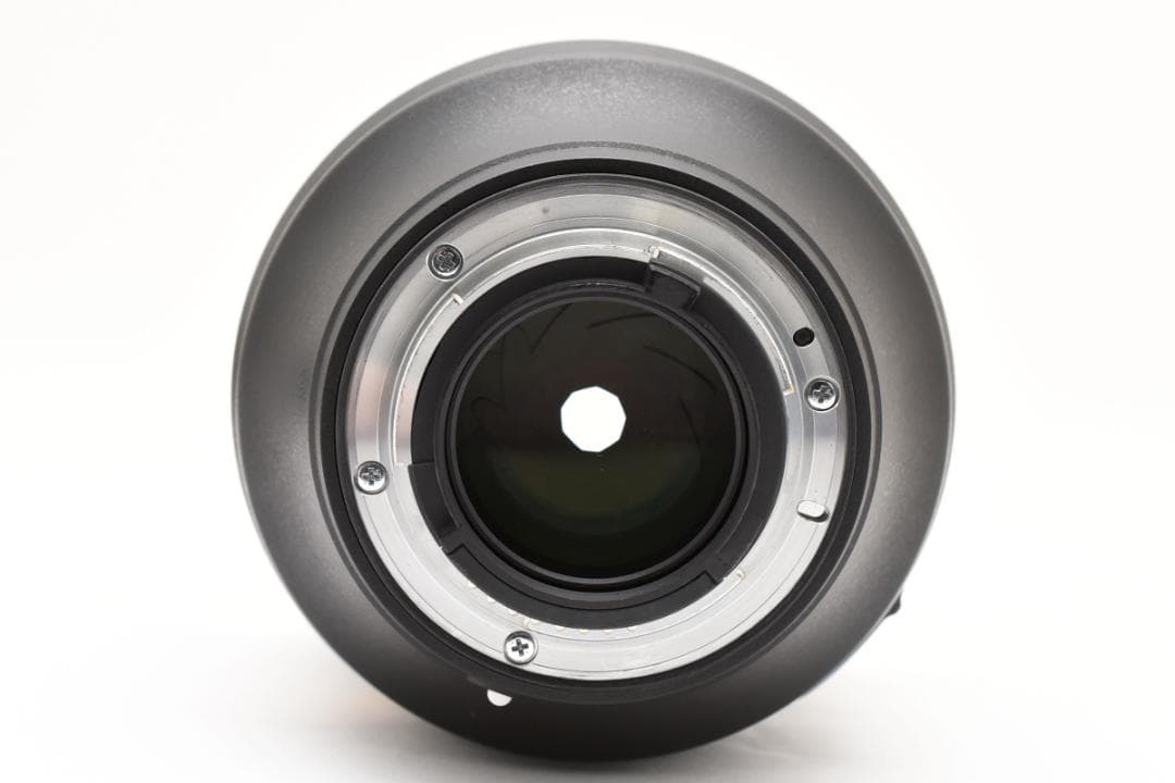 Nikon AF-S NIKKOR 105mm f/1.4E ED レンズ