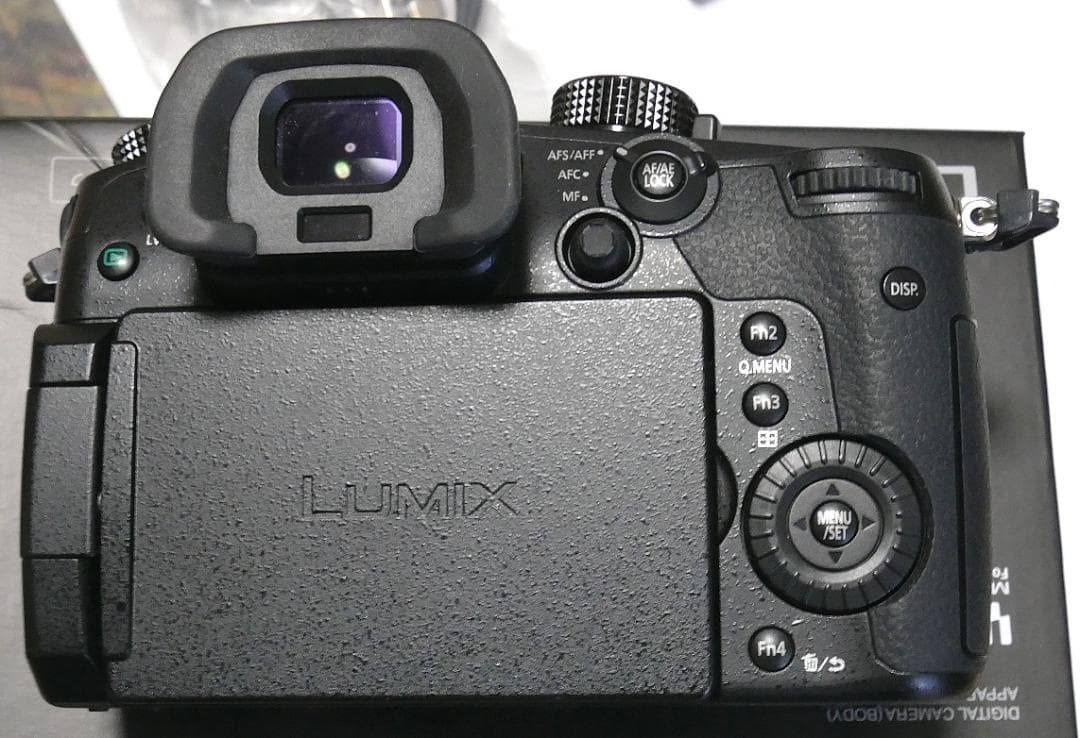 ☆ Panasonic LUMIX DC-GH5 ミラーレス一眼 V-Log ☆