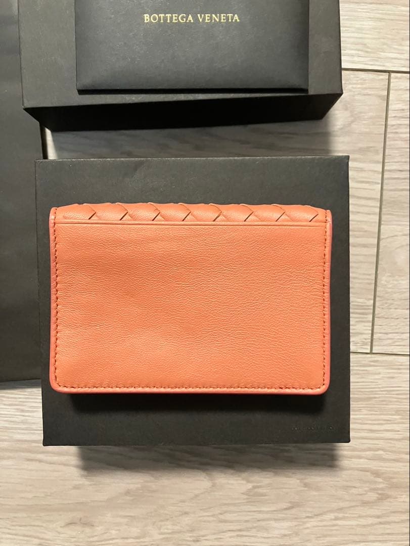 未使用Bottega Veneta オレンジ 二つ折り名刺入れ