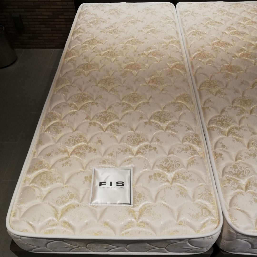 ◇美品　FIS / 藤栄　マットレスのみ　セミシングルサイズ ×２