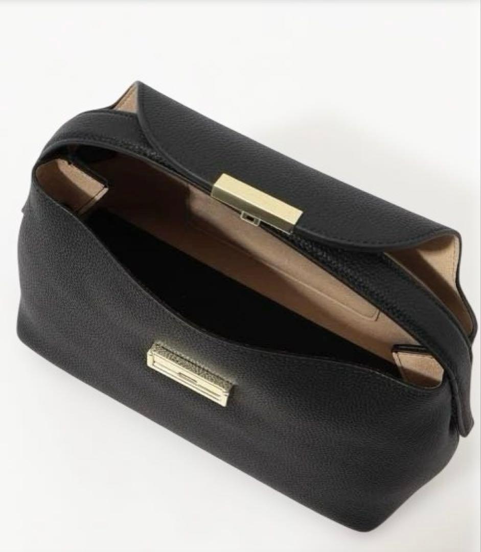 PUNTI. MAGNOLIA ハンドバッグ ブラック