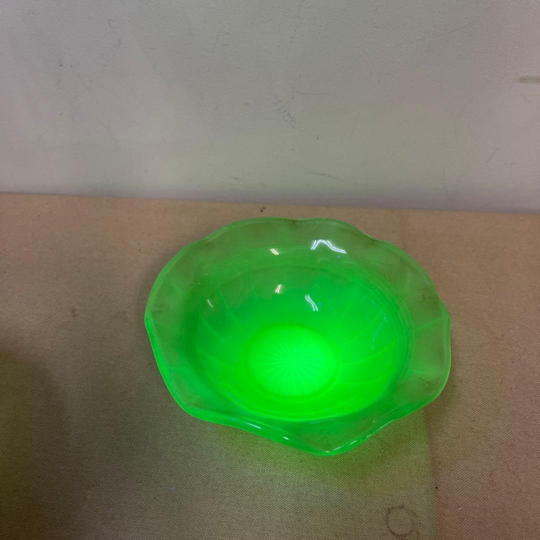 MR-182A昭和初期頃 ウランガラス デザート皿ガラスデザートボウル2個セット